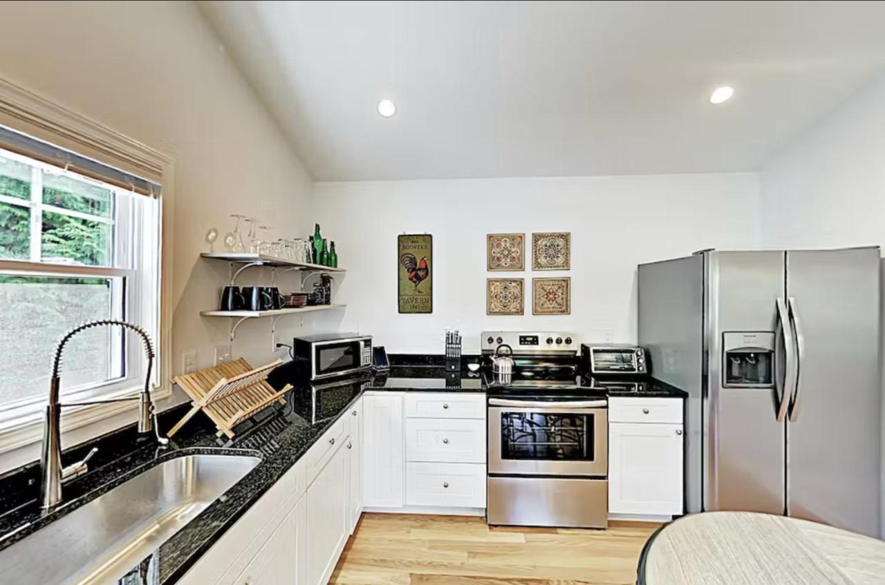 Dogwood Blossom Cottage Эшвилл Экстерьер фото